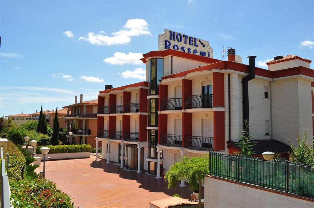 Hotel Ristorante Rossemi 산 조반니 로톤도 외부 사진