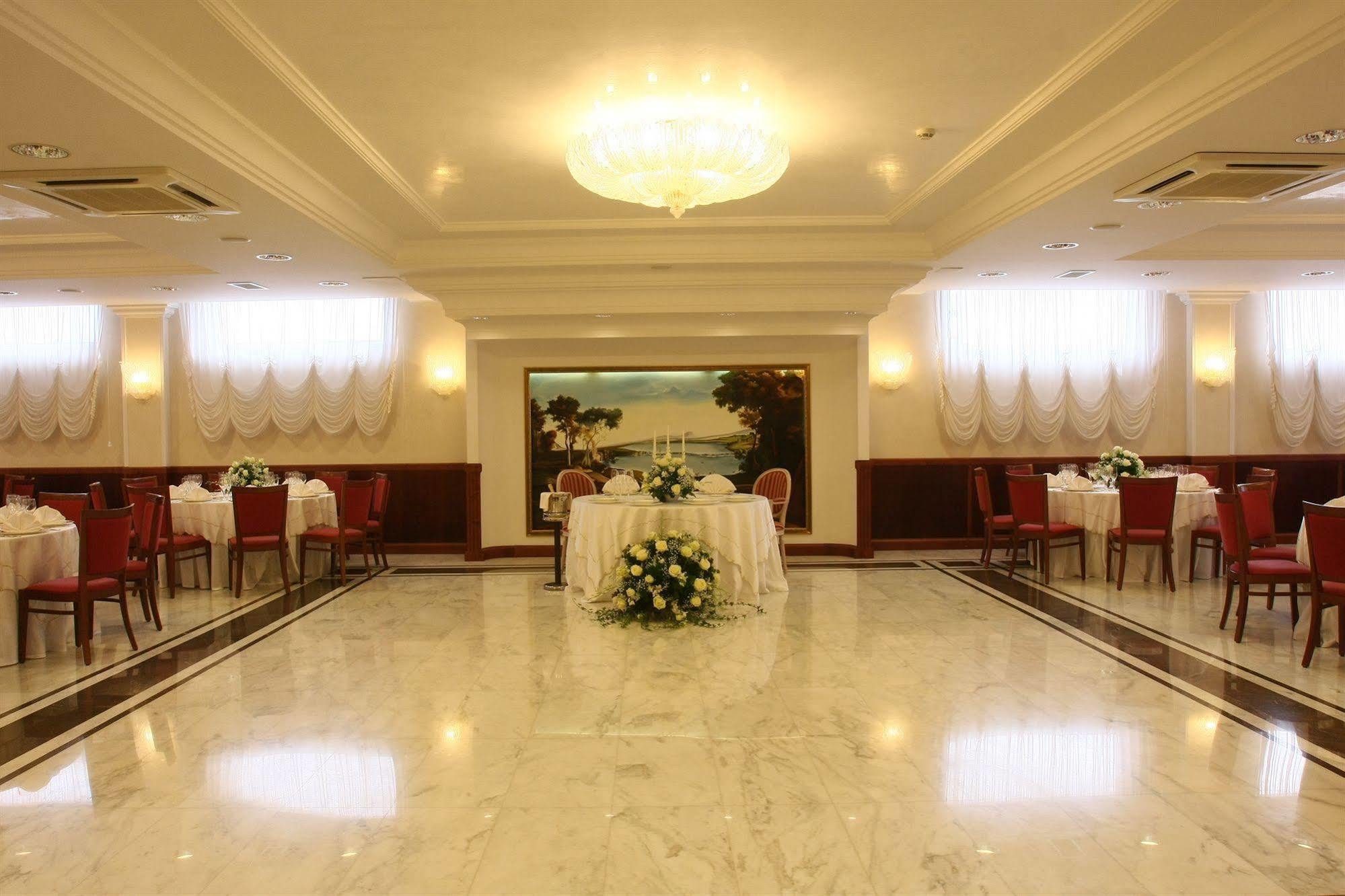 Hotel Ristorante Rossemi 산 조반니 로톤도 외부 사진