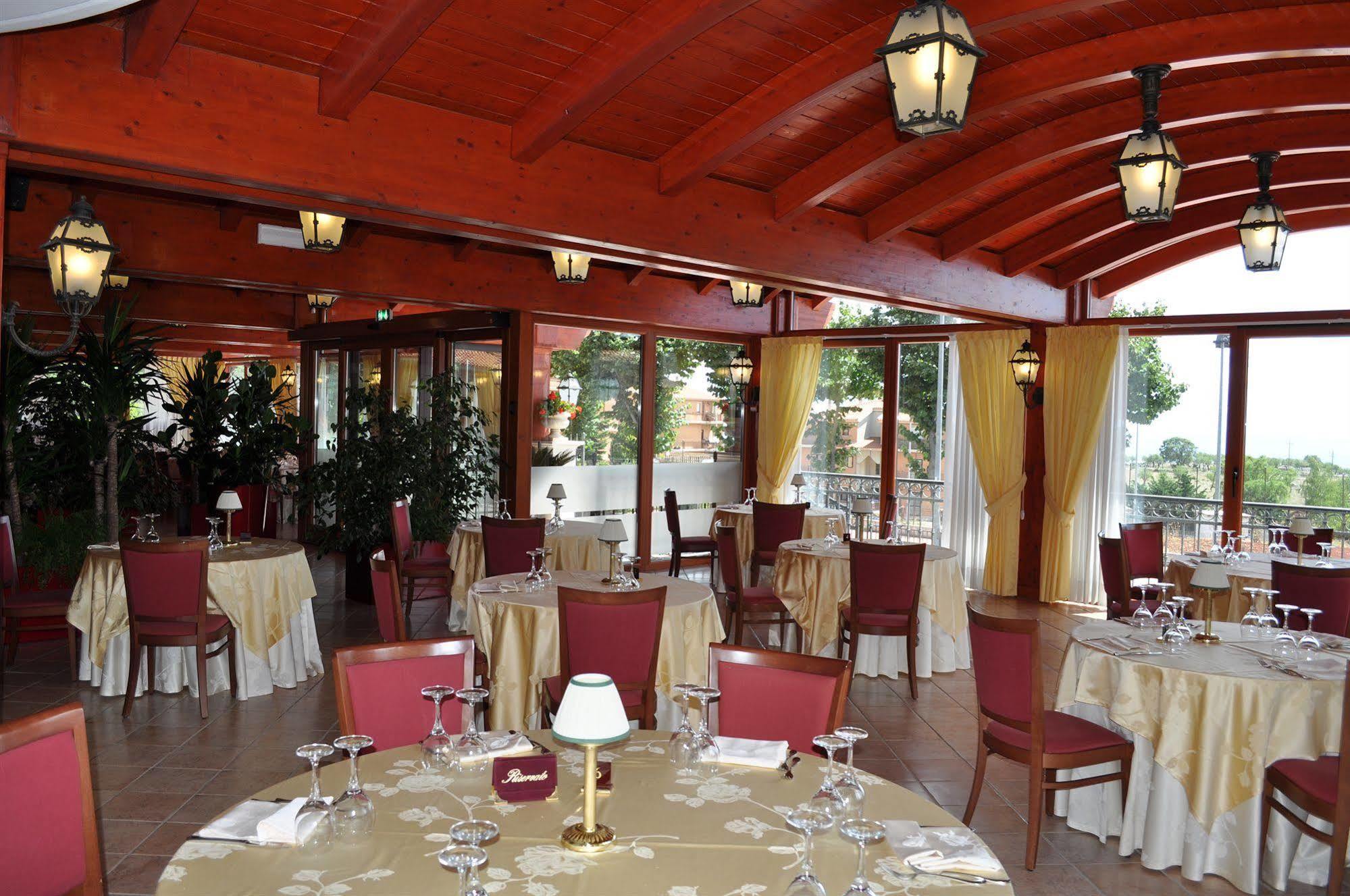 Hotel Ristorante Rossemi 산 조반니 로톤도 외부 사진
